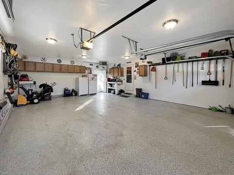 1748 Valley View Dr, Freeport, IL 61032 photo 34