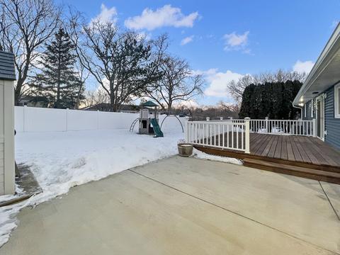 1748 Valley View Dr, Freeport, IL 61032 photo 37
