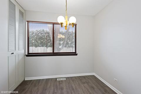 409 Arrow Trl, Wheeling, IL 60090 photo 5