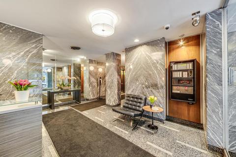 30 Elm St #16A, Chicago, IL 60611 photo 16