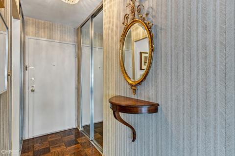 30 Elm St #16A, Chicago, IL 60611 photo 10