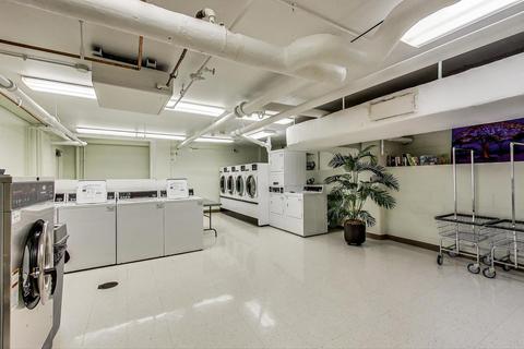 30 Elm St #16A, Chicago, IL 60611 photo 15