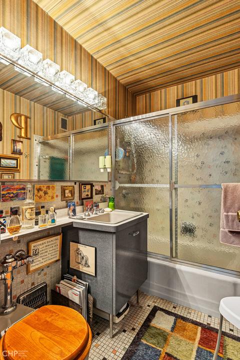 30 Elm St #16A, Chicago, IL 60611 photo 9