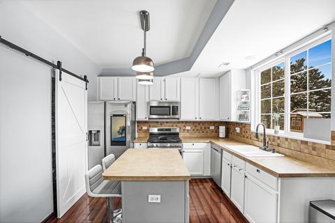 1150 Symphony Dr, Aurora, IL 60504 photo 9