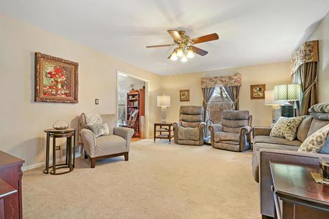 38 W681 Arrowmaker Pass, Elgin, IL 60124 photo 8