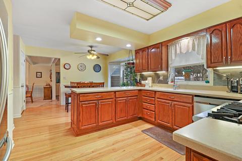 38 W681 Arrowmaker Pass, Elgin, IL 60124 photo 4