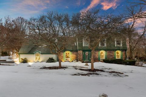 38 W681 Arrowmaker Pass, Elgin, IL 60124 photo 33