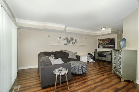 3014 Anton Dr, Aurora, IL 60504 photo 3