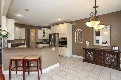 1 Weaver Ct, Bloomington, IL 61704 photo 6