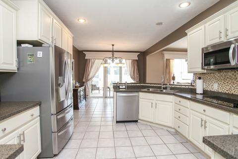 1 Weaver Ct, Bloomington, IL 61704 photo 9