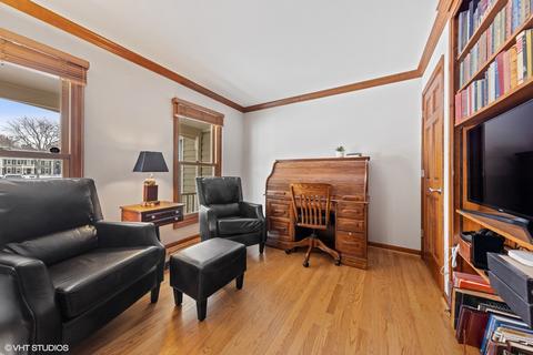 408 W Cole Ave, Wheaton, IL 60187 photo 3