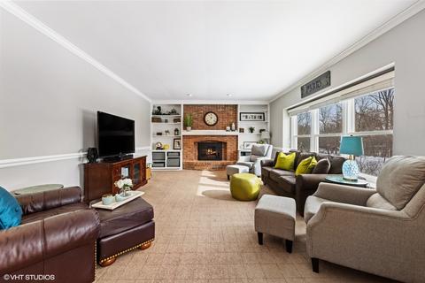 408 W Cole Ave, Wheaton, IL 60187 photo 8