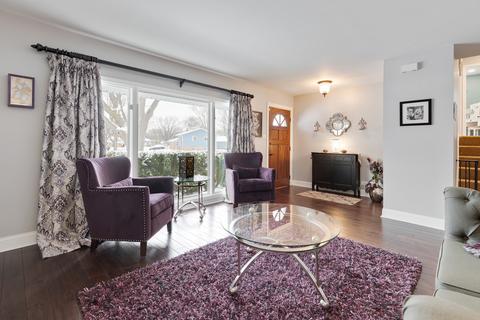 535 Western St, Hoffman Estates, IL 60169 photo 3