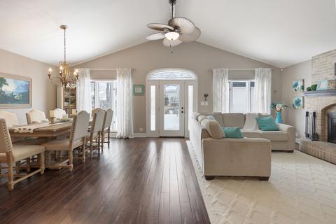 535 Western St, Hoffman Estates, IL 60169 photo 11
