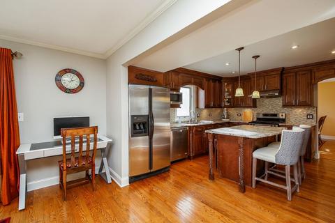 528 Ladysmith Rd, Bartlett, IL 60103 photo 9