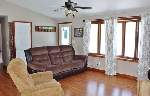 305 N Union St, Dwight, IL 60420 photo 7