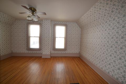 310 Wabash St, Elgin, IL 60123 photo 10