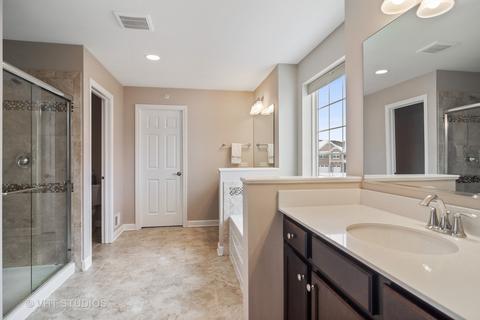 3577 Harold Cir, Hoffman Estates, IL 60192 photo 19