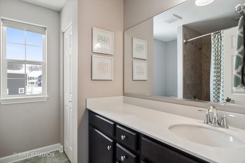 3577 Harold Cir, Hoffman Estates, IL 60192 photo 21