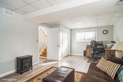 1660 W Byron Ave, Addison, IL 60101 photo 6