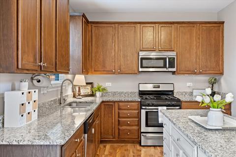 7406 Windstone Dr, Plainfield, IL 60586 photo 9