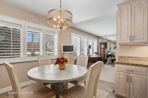 2227 S Wolf Rd, Des Plaines, IL 60018 photo 6