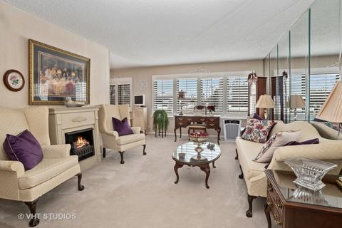 2227 S Wolf Rd, Des Plaines, IL 60018 photo 2