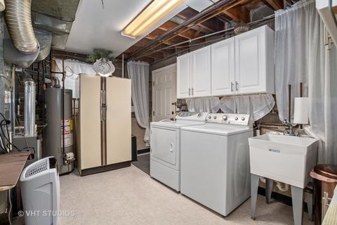 2227 S Wolf Rd, Des Plaines, IL 60018 photo 13