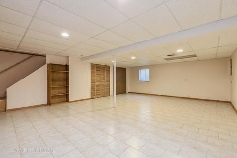 236 Georgetown Dr, Cary, IL 60013 photo 9