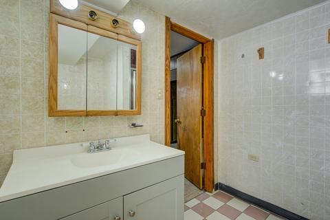 3603 W 65th Pl, Chicago, IL 60629 photo 17
