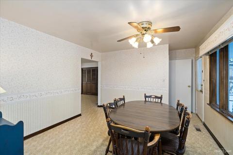 918 E Division St, Lockport, IL 60441 photo 9