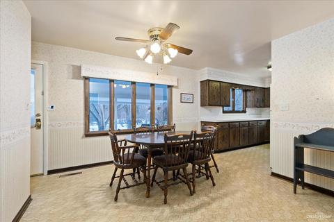 918 E Division St, Lockport, IL 60441 photo 7