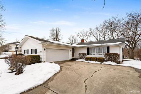 918 E Division St, Lockport, IL 60441 photo 2