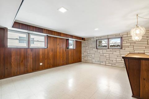 181 Michael Rd, Des Plaines, IL 60016 photo 15