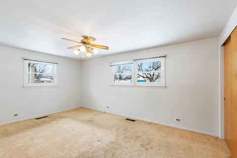 181 Michael Rd, Des Plaines, IL 60016 photo 9