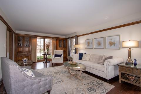 4131 Oaksbury Ln, Rolling Meadows, IL 60008 photo 4