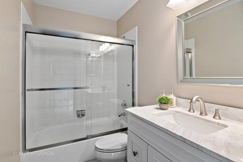 4917 Adele Dr, Gurnee, IL 60031 photo 15