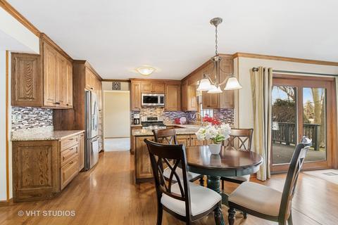 4917 Adele Dr, Gurnee, IL 60031 photo 4