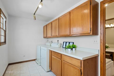 4917 Adele Dr, Gurnee, IL 60031 photo 13