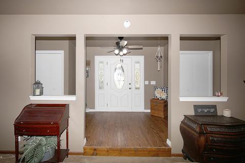 809 Lakeshore Dr, Morris, IL 60450 photo 9