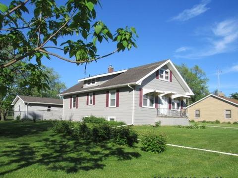 2150 E Maple St, Kankakee, IL 60901 photo 3