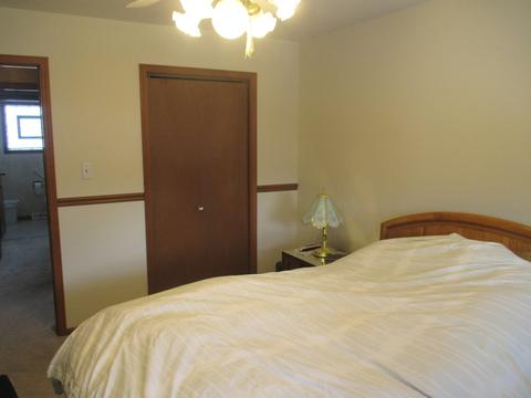 7824 Cherry Tree Ln, Willowbrook, IL 60527 photo 23