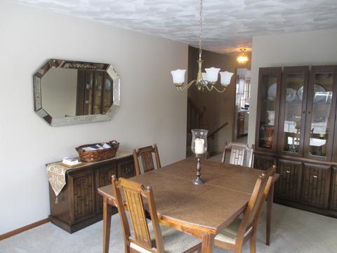 7824 Cherry Tree Ln, Willowbrook, IL 60527 photo 6
