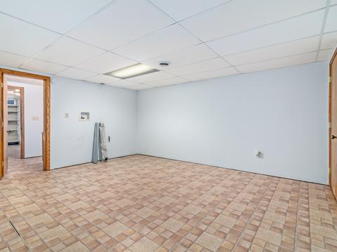 506 E Broadway St, Newark, IL 60541 photo 21