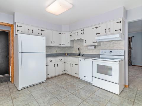 506 E Broadway St, Newark, IL 60541 photo 16
