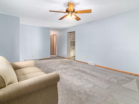 506 E Broadway St, Newark, IL 60541 photo 8
