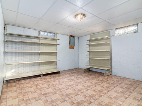 506 E Broadway St, Newark, IL 60541 photo 23