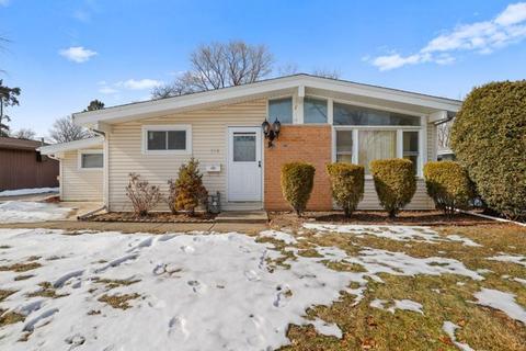 376 Leslie Ln, Wheeling, IL 60090 photo 2