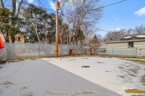 376 Leslie Ln, Wheeling, IL 60090 photo 25