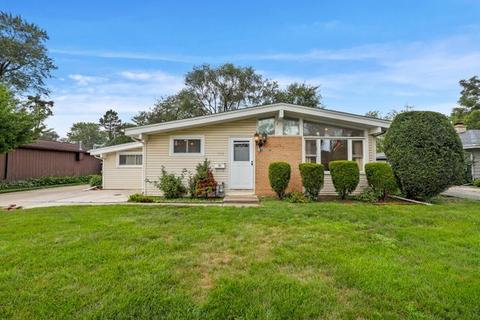 376 Leslie Ln, Wheeling, IL 60090 photo 1